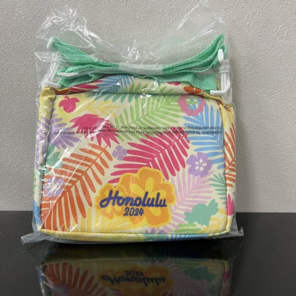 画像2: WCS2024 ホノルル ウェルカムキット ポーチ【2号店でも販売中】 (2)